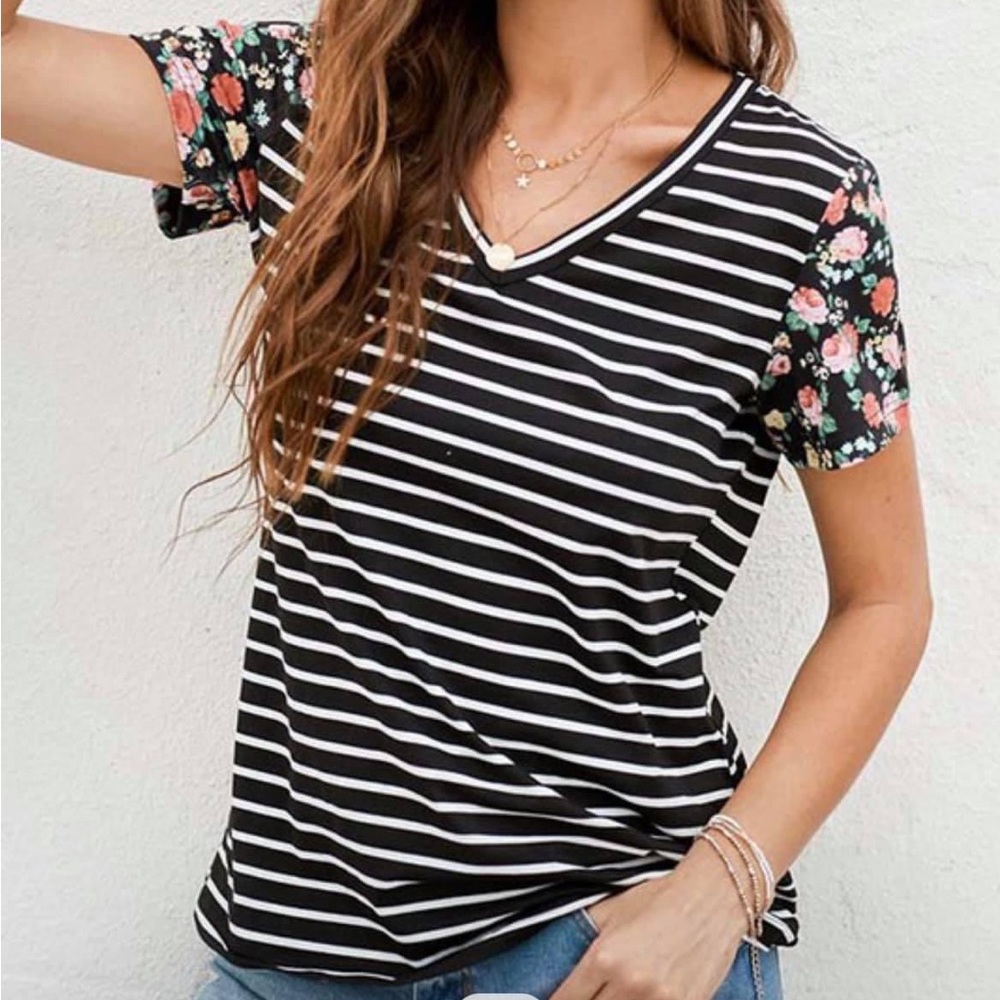 Short sleeve tee